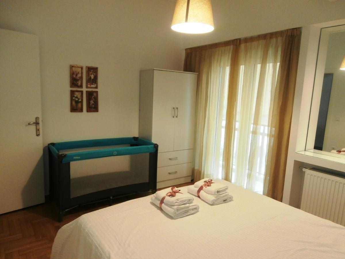 Marveco Apartment Атина Екстериор снимка