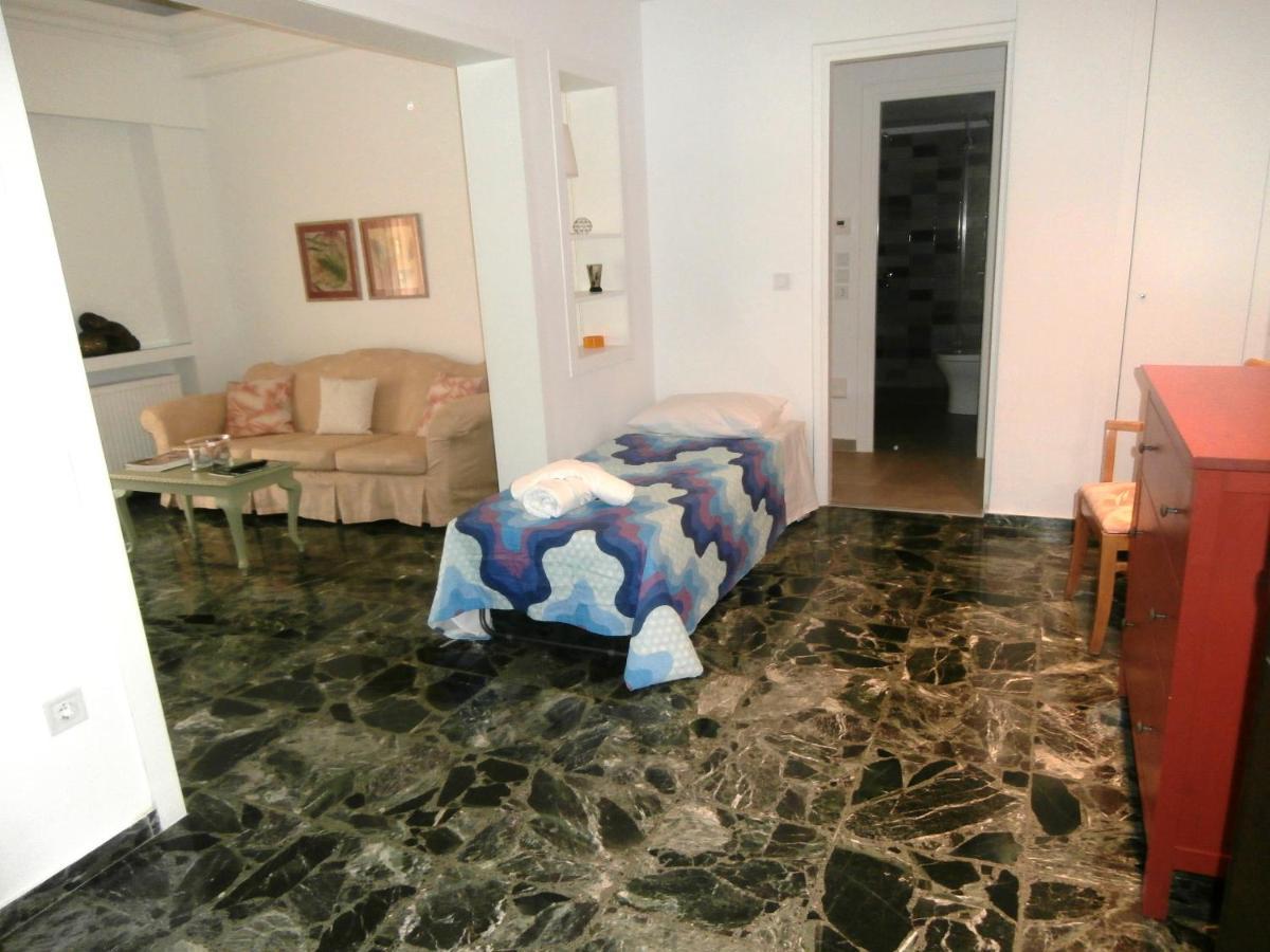 Marveco Apartment Атина Екстериор снимка