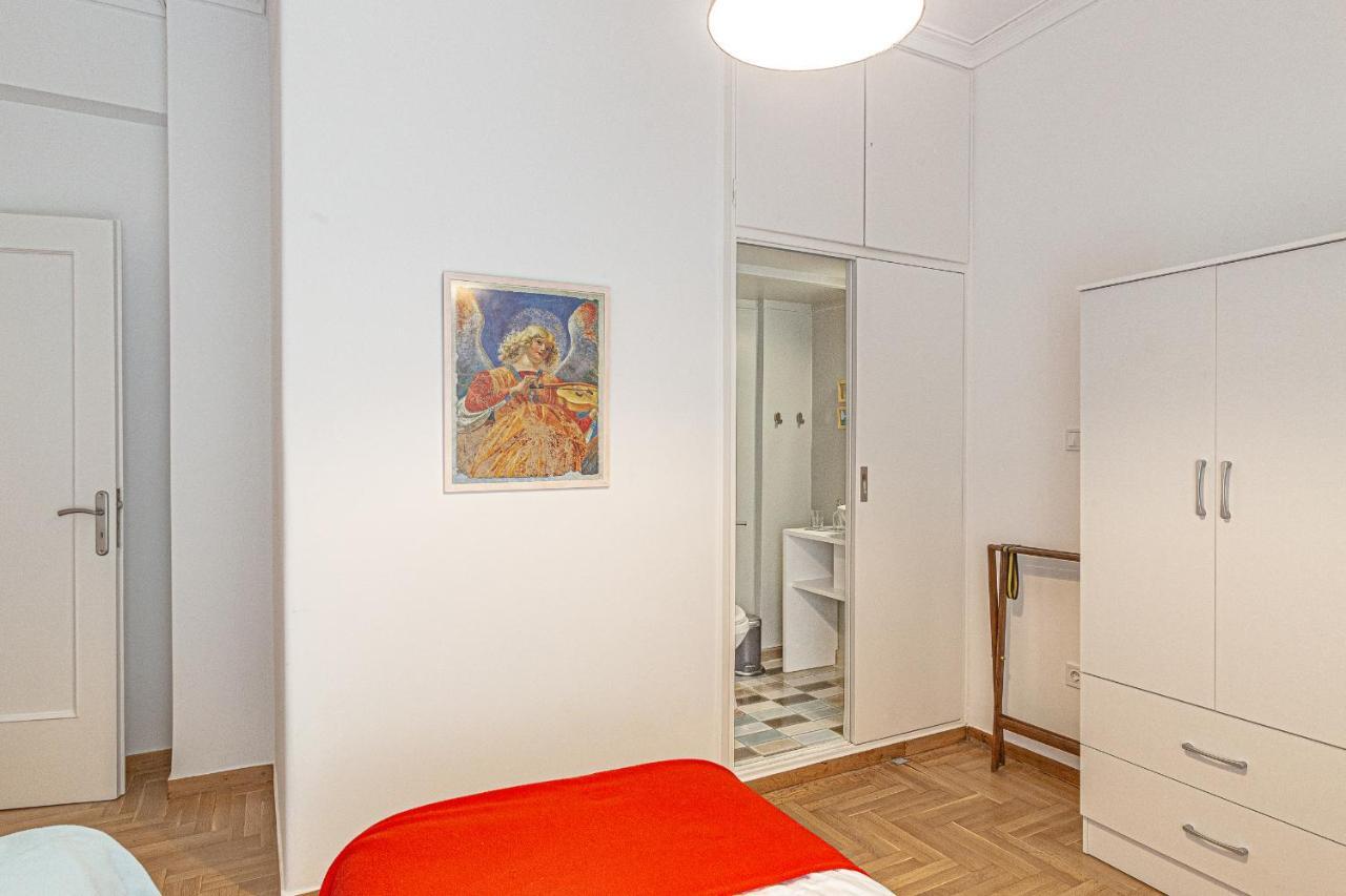 Marveco Apartment Атина Екстериор снимка