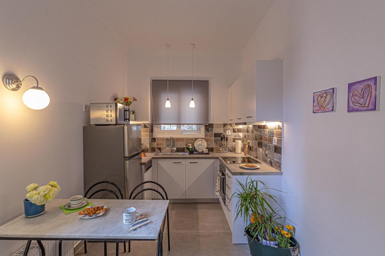 Marveco Apartment Атина Екстериор снимка
